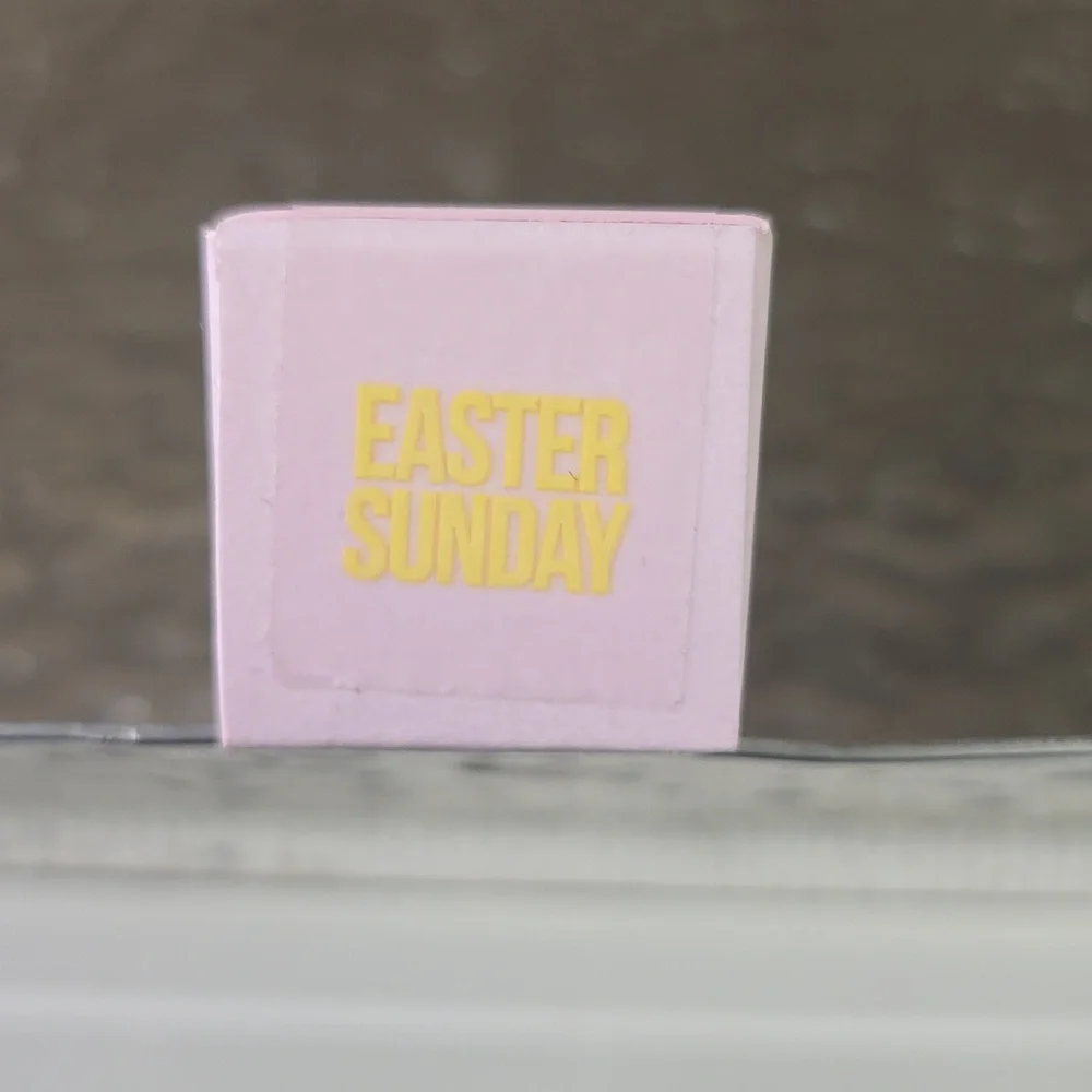 Jeffree Star Yellow Velvet Trap Lipstick, Easter Sunday, NEW